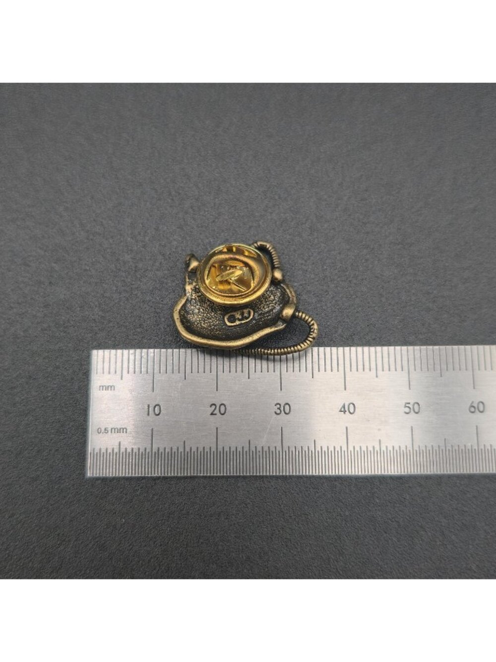 Vintage Brass Gold Tone Purse Handbag Floral Details Lapel Pin A8212 - Picture 5 of 6